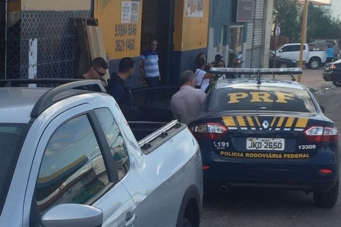 Ex-prefeito procurado pela Justiça é preso por agentes da PRF