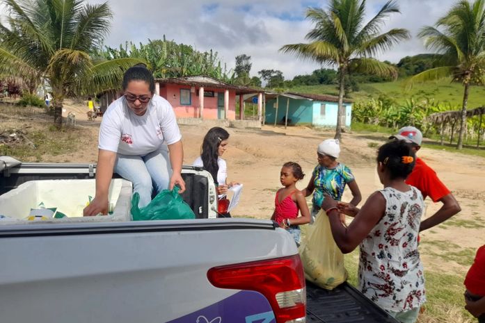 Programa do Leite: assistência social de Santana do Mundaú realiza entrega semanal a 480 famílias
