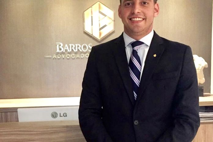 O advogado Carlos Alberto Neto também poderá ser candidato a prefeito