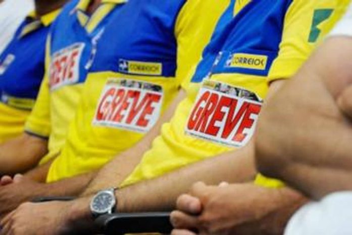 Juiz decide que os Correios devem manter licença remunerada de dirigentes sindicais