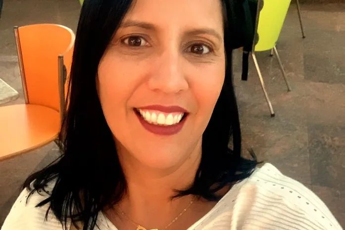 Justiça do RJ autoriza exumação de corpo de alagoana enterrada por engano no estado para sepultamento em Maceió