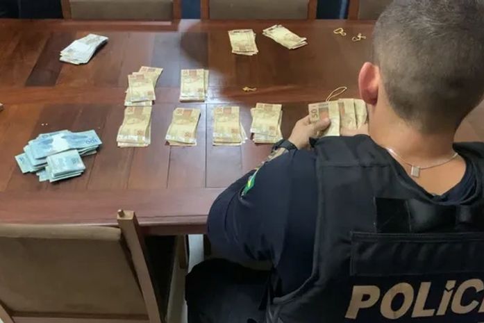 Operação da PF contra contrabando de cigarros cumpre mandados em Arapiraca