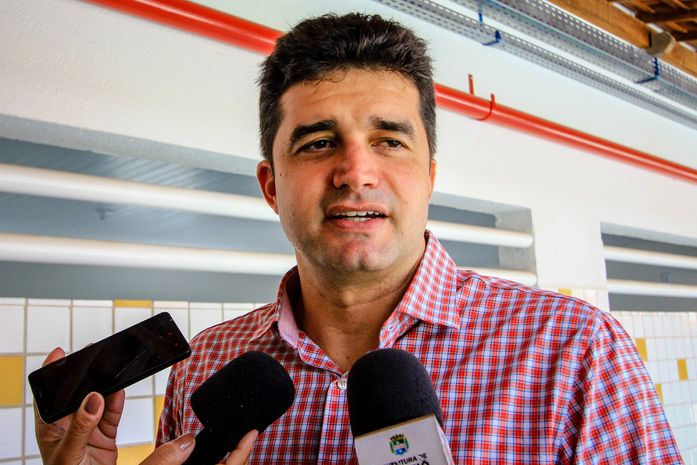 Rui Palmeira tem oposição na própria família
