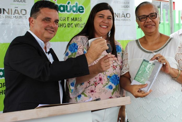 Em comodato com o Hospital São Vicente, Prefeitura de União recebe nova ambulância