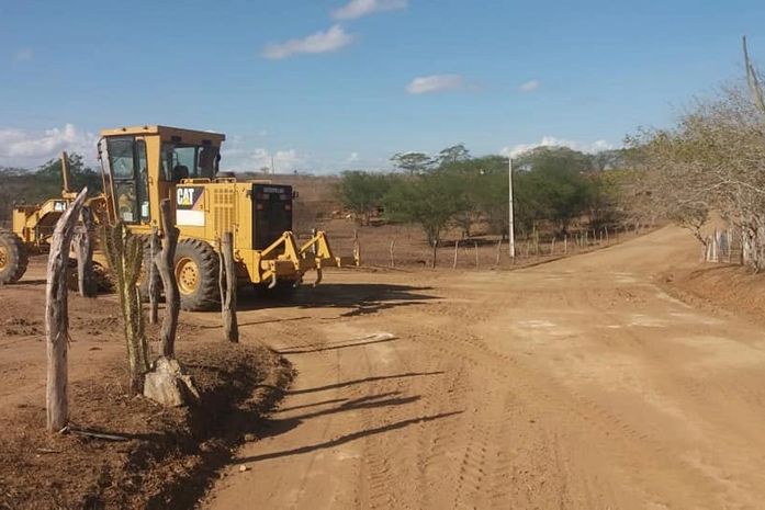 Prefeitura de Major Izidoro realiza trabalho de recuperação nas estradas vicinais do município