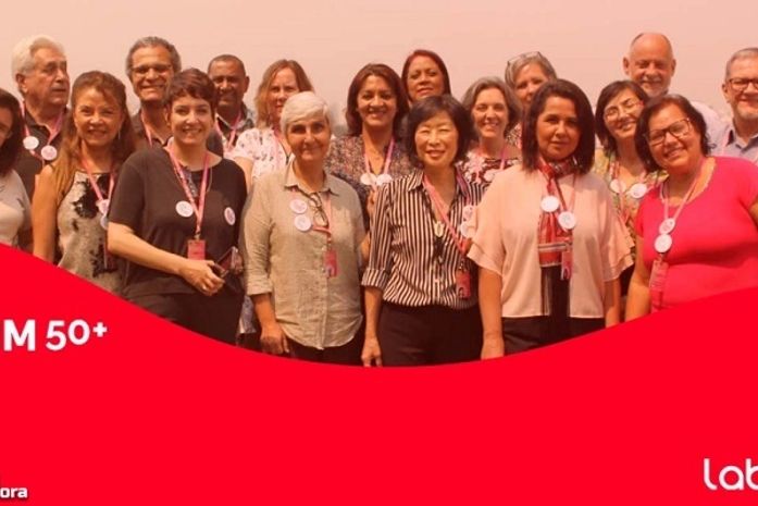 Operadora TIM lança programa de contratação de profissionais a partir de 50 anos