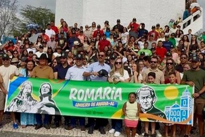 Romaria de Limoeiro de Anadia a Juazeiro do Norte reúne mais de 2 mil fiéis e se consolida como uma das maiores de AL