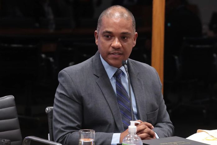 Clayton Santos toma posse no Conselho de Comunicação da Câmara dos Deputados