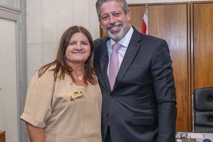 Com R$ 4,7 milhões destinados por Arthur Lira, obras ganham ritmo acelerado em Delmiro e fortalecem parceria com Ziane Costa