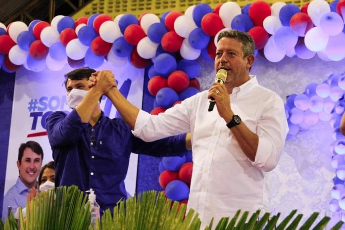 Arthur Lira e Paulo Dantas reforçam campanha de Zé Luiz em Olho D'Água das Flores