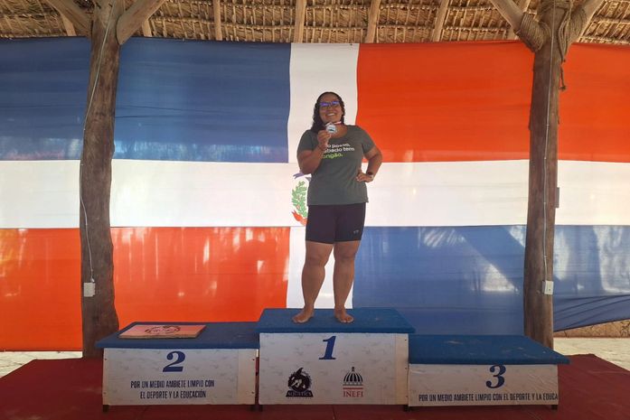 Professora da Uncisal ganha em segundo lugar competição internacional de natação