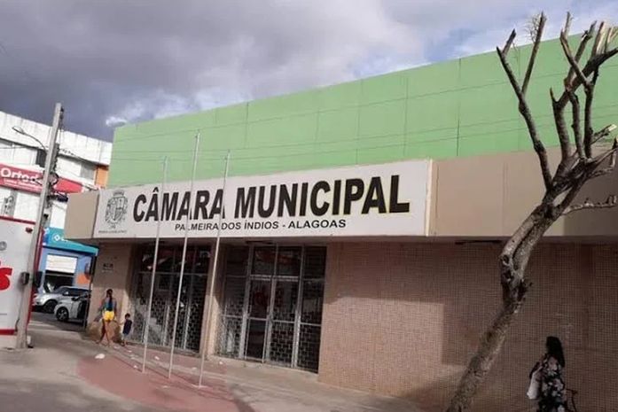 Câmara de município de AL propõe limitar número e salário de assessores parlamentares
