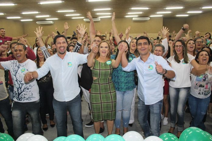 Em Arapiraca, JHC recebe apoio da Vereadora Aurélia Fernandes, empresários e estudantes