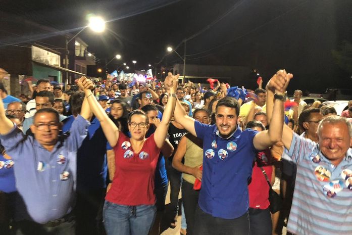 Caravanas de Severino e Randerson movimentam a zona rural de Arapiraca