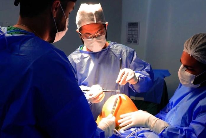 Entenda os fatores que influenciam o tempo total de um procedimento cirúrgico