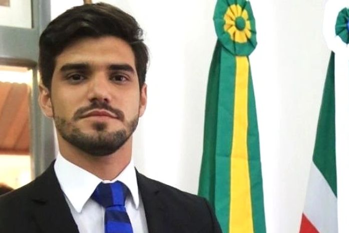Após reviravolta judicial, João Catunda volta à Câmara de Maceió