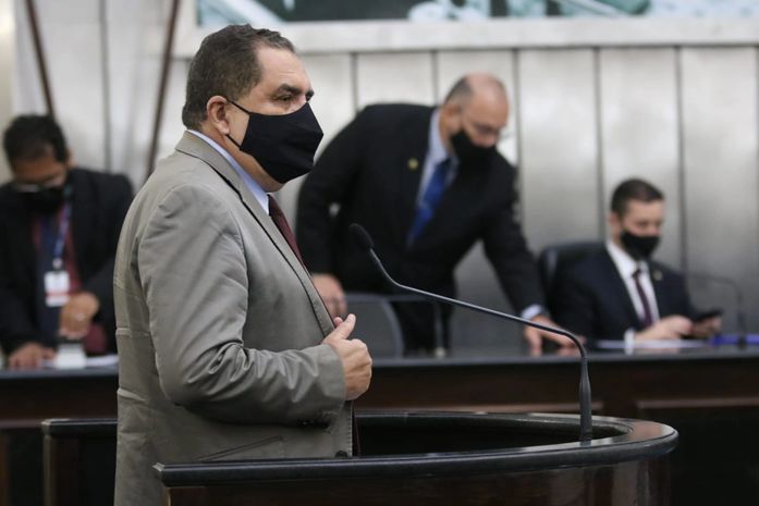 Inácio Loiola enaltece Piranhas e a defesa do Velho Chico e do Meio Ambiente na ALE