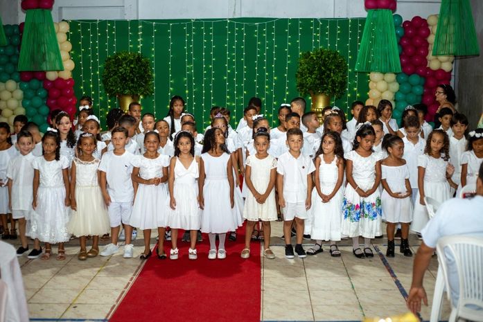 Escola no Jacintinho realiza festa de Formatura do ABC