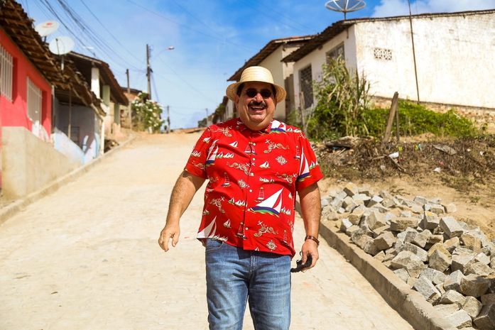 Moradores do bairro do Cucau, em Rio Largo, estão sendo beneficiados com obra de pavimentação e drenagem