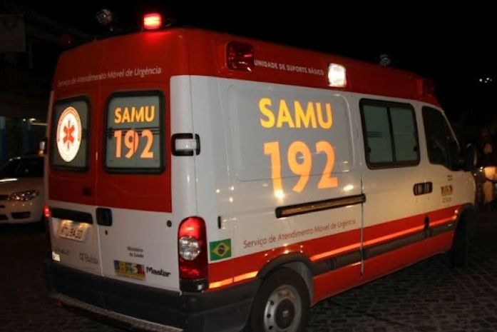 Homem fica ferido após reagir a assalto