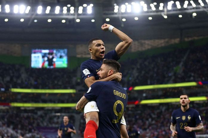 Com cara de final antecipada, Inglaterra e França jogam pelas quartas neste sábado (10)