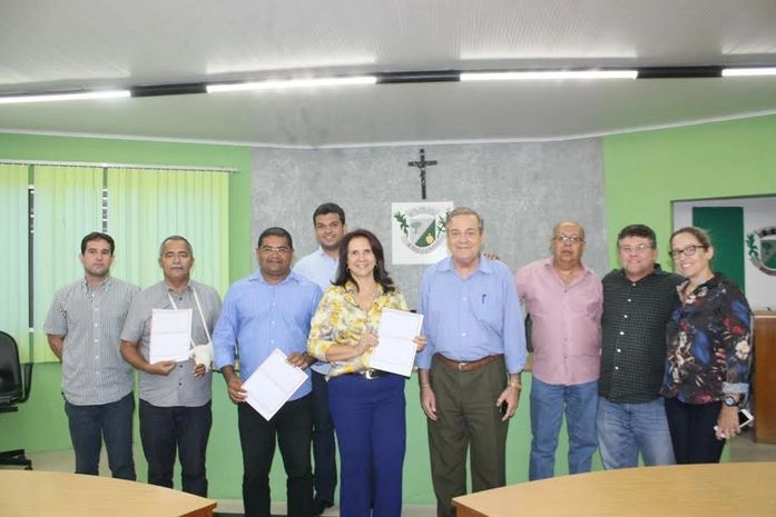 Vereadores arapiraquenses ingressam no PDT