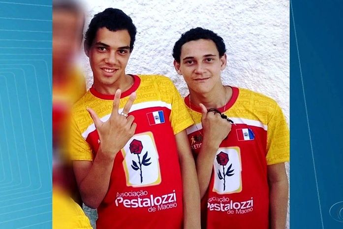 Josenildo e Josivaldo Ferreira foram mortos em abordagem policial