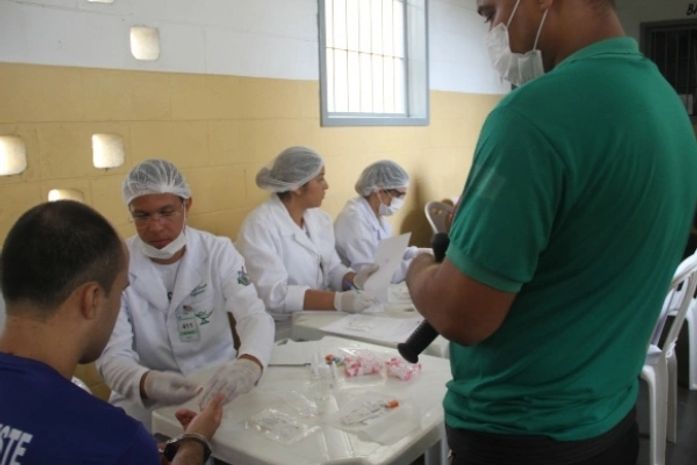 Governo do Estado leva teste rápido do HIV para Presídio do Agreste