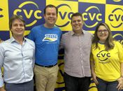 Prefeitura participa da Abav Expo 2023 e leva parceiros comerciais a ensaio da Beija-flor
