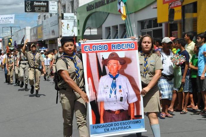 Arapiraca comemora com desfile militar e estudantil o Dia da Independência