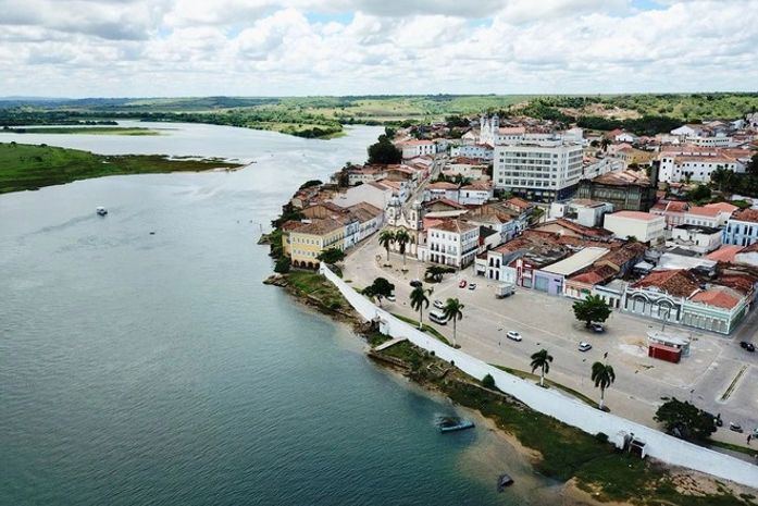 Jovem morre esfaqueado durante confusão em festa em Penedo