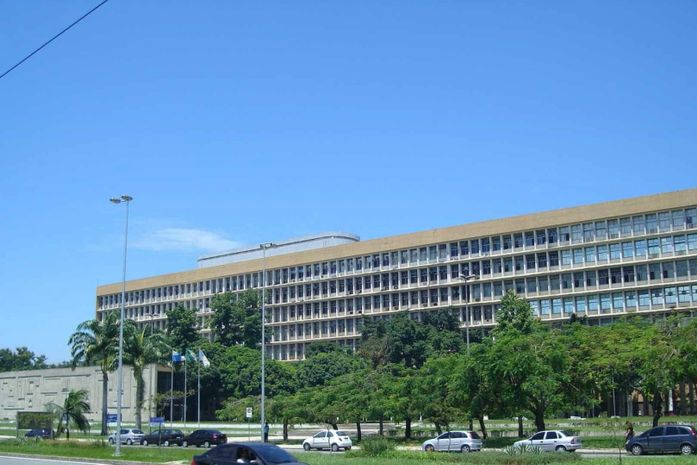 Bloqueio das universidades federais chega a R$ 2,2 bilhões