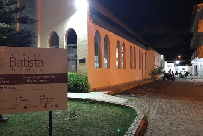 Moradores chegaram ao local e não havia nenhum representante da empresa.