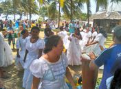 Grupos de matrizes africanas promovem festa das águas em Maceió
