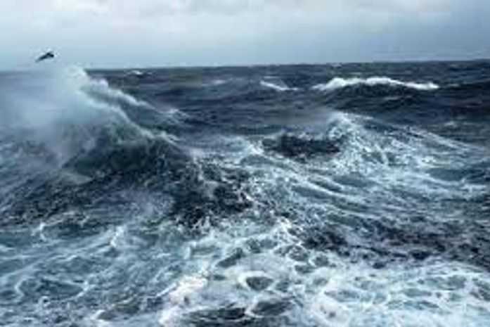 Marinha emite alerta de ondas de até 3,5 metros no litoral de Alagoas