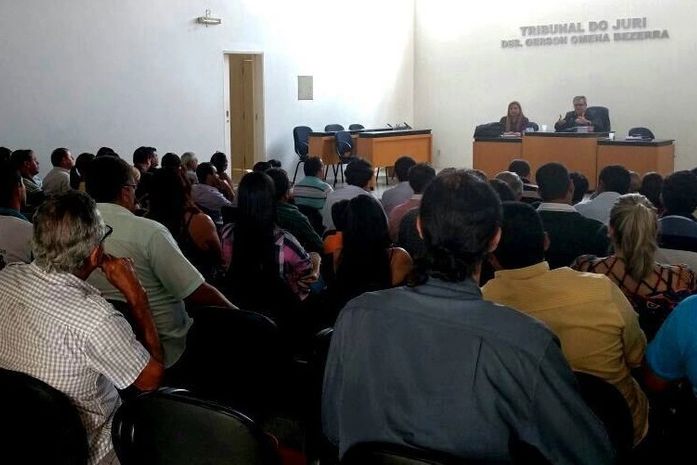 Promotoria de Justiça se reúne com candidatos para discutir propaganda eleitoral