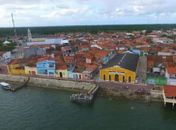 Bando criminoso ateia fogo na agência do BB de Piaçabuçu