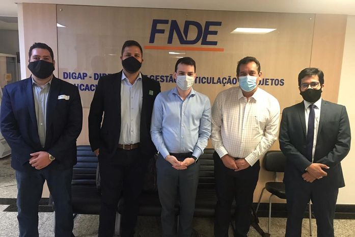 Severino Pessoa vai ao FNDE em busca de destravar convênios de obras pra Arapiraca