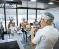 Carreta-escola do Senac oferece cursos gratuitos de gastronomia em Traipu