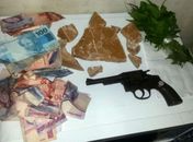 Material apreendido com o trio