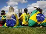 Sabujos, vassalos e traidores