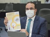 Davi Maia reúne propostas e apresenta plano de enfrentamento à crise