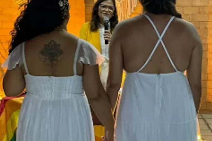 Em ato histórico, pastora batista casa duas mulheres em Maceió