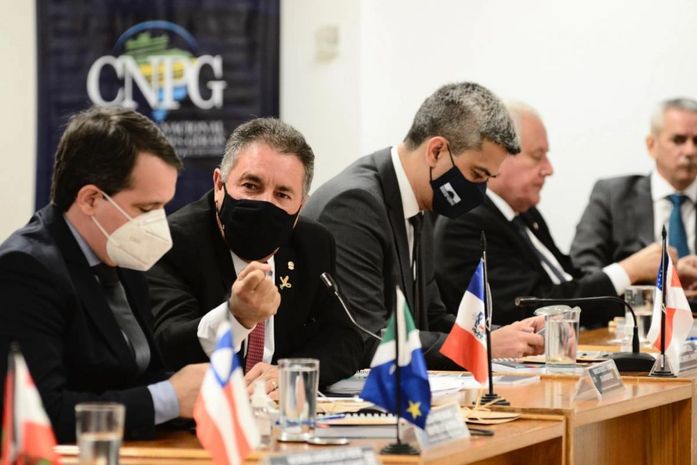 Procurador Márcio Roberto e demais dirigentes reforçam a importância da unidade de ação entre os MPs