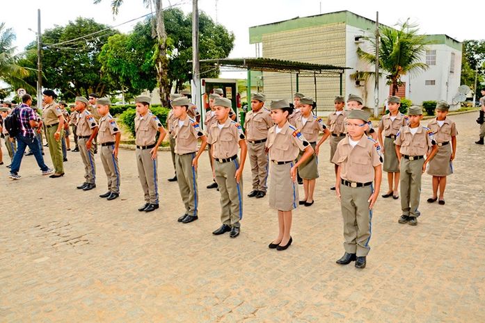 Pelotão Mirim do 3º BPM transforma vida de 75 estudantes de Limoeiro de Anadia e Arapiraca