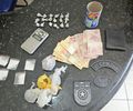 PM conduz quatro pessoas à delegacia por tráfico de drogas e porte ilegal de arma no interior