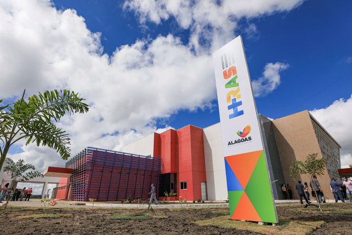 Inaugurado nesta segunda (21), Hospital do Alto Sertão amplia assistência de saúde na região