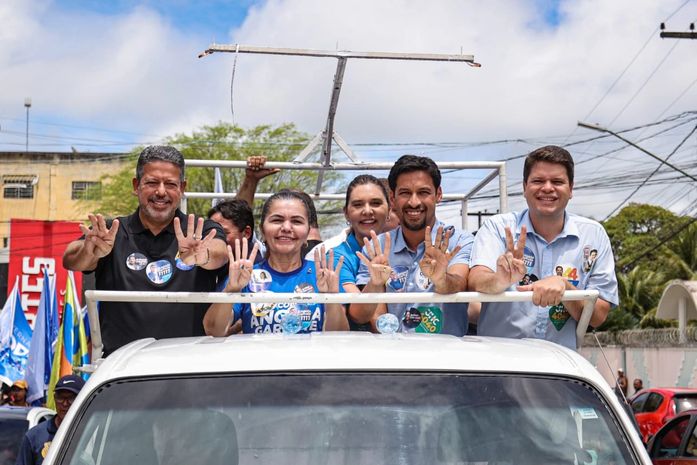 Em Palmeira, Rodrigo Cunha lidera maior carreata da campanha eleitoral em Alagoas até agora