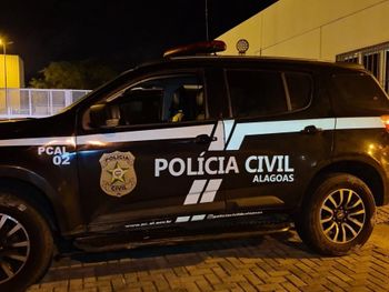 Viatura da Polícia Civil