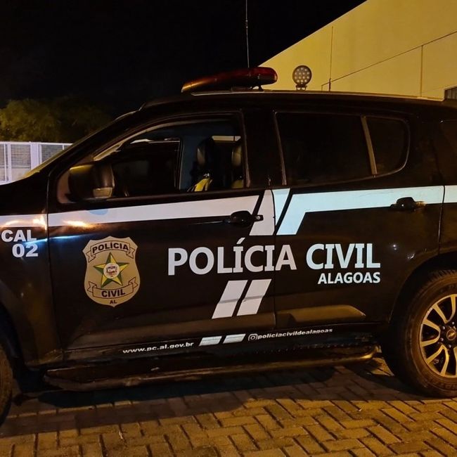 Viatura da Polícia Civil